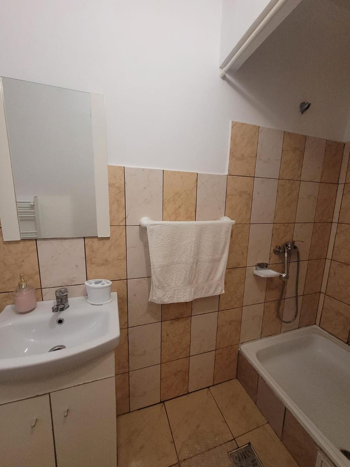 Cazare Eforie Nord, Plaja Acapulco, Garsoniere Four Studios, Bucatarie Comuna, Baie Proprie, Etaj 4, Fara Lift ภายนอก รูปภาพ